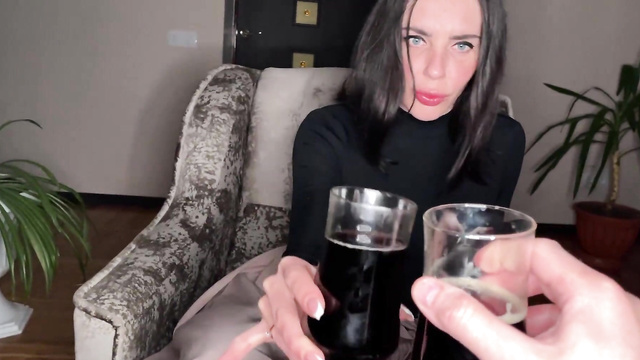 Секс в отеле с лучшей подругой перед ее свадьбой